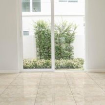 PISO NECOCLÍ  BEIGE 51X51 